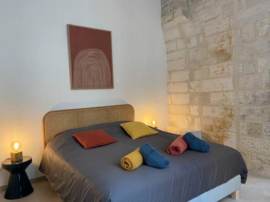 Appartement Avec Ventilateurs Proche Du Palais Des Papes Avignon Exteriör bild